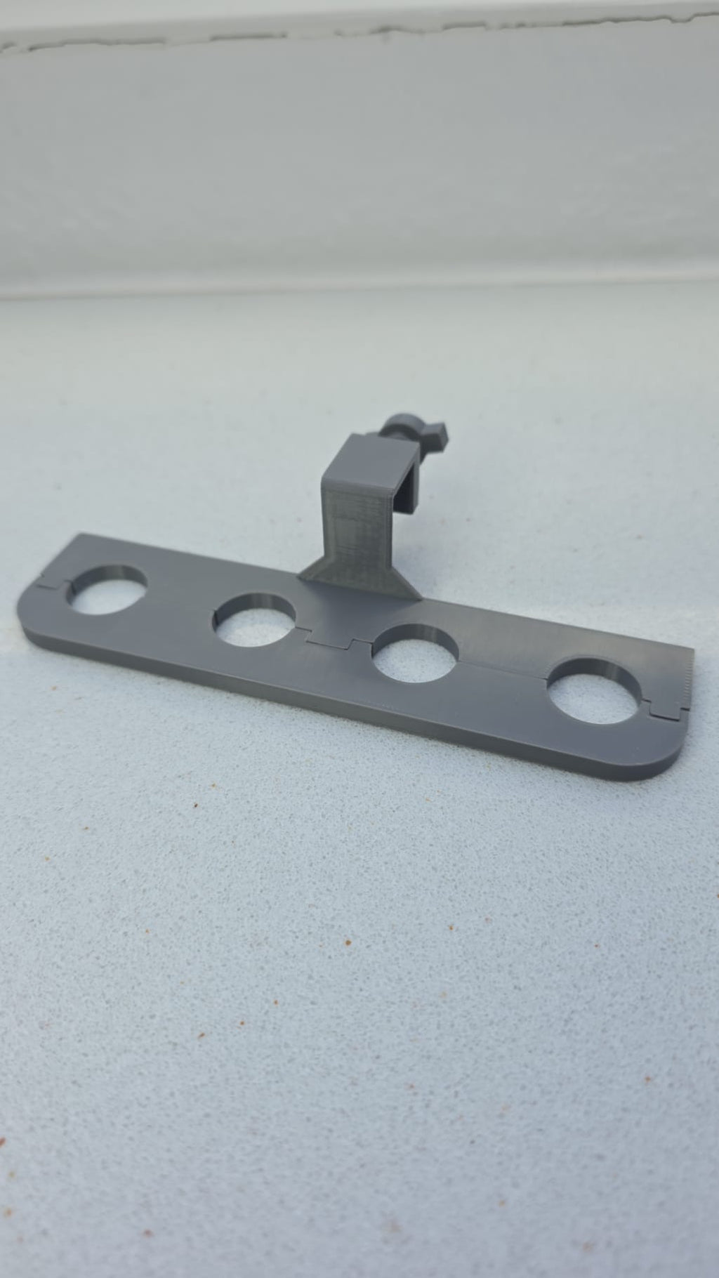 Kiemenkumpel® 4-fach Aquarien-Pflanzenhalter mit Klicksystem Grau