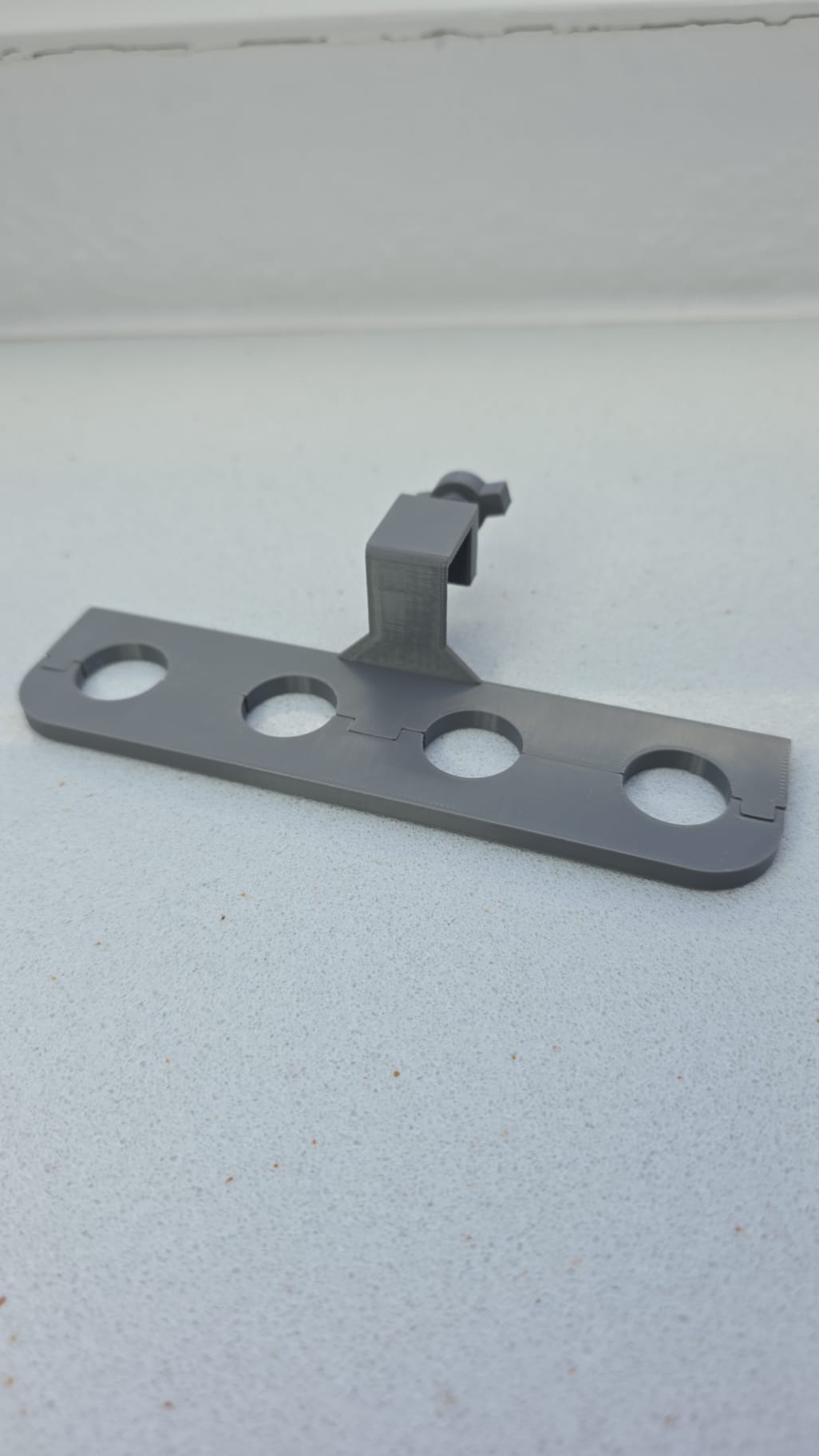 Kiemenkumpel® 4-fach Aquarien-Pflanzenhalter mit Klicksystem Grau