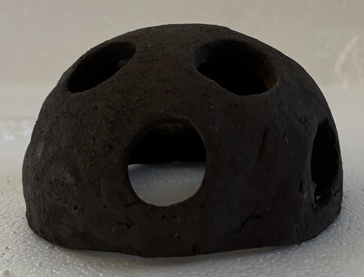 Iglu gelöchert dunkel