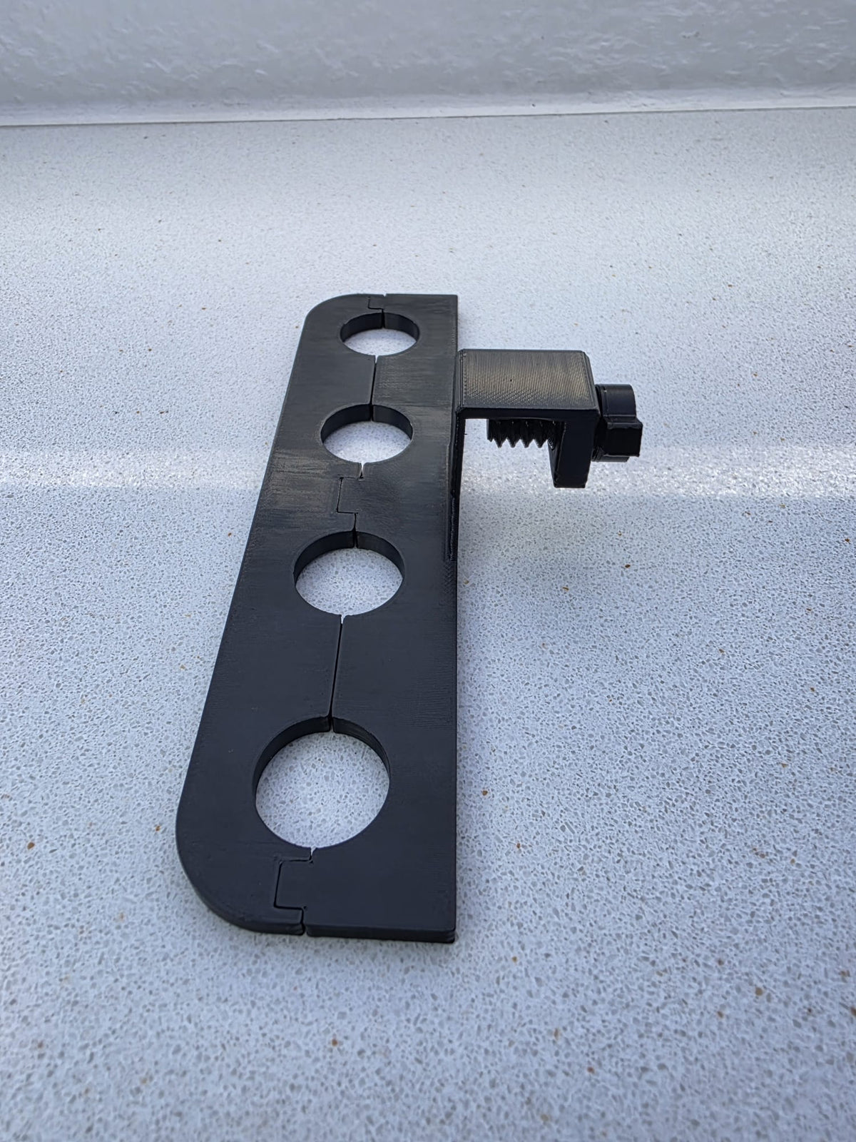 Kiemenkumpel® 4-fach Aquarien-Pflanzenhalter mit Klicksystem Schwarz