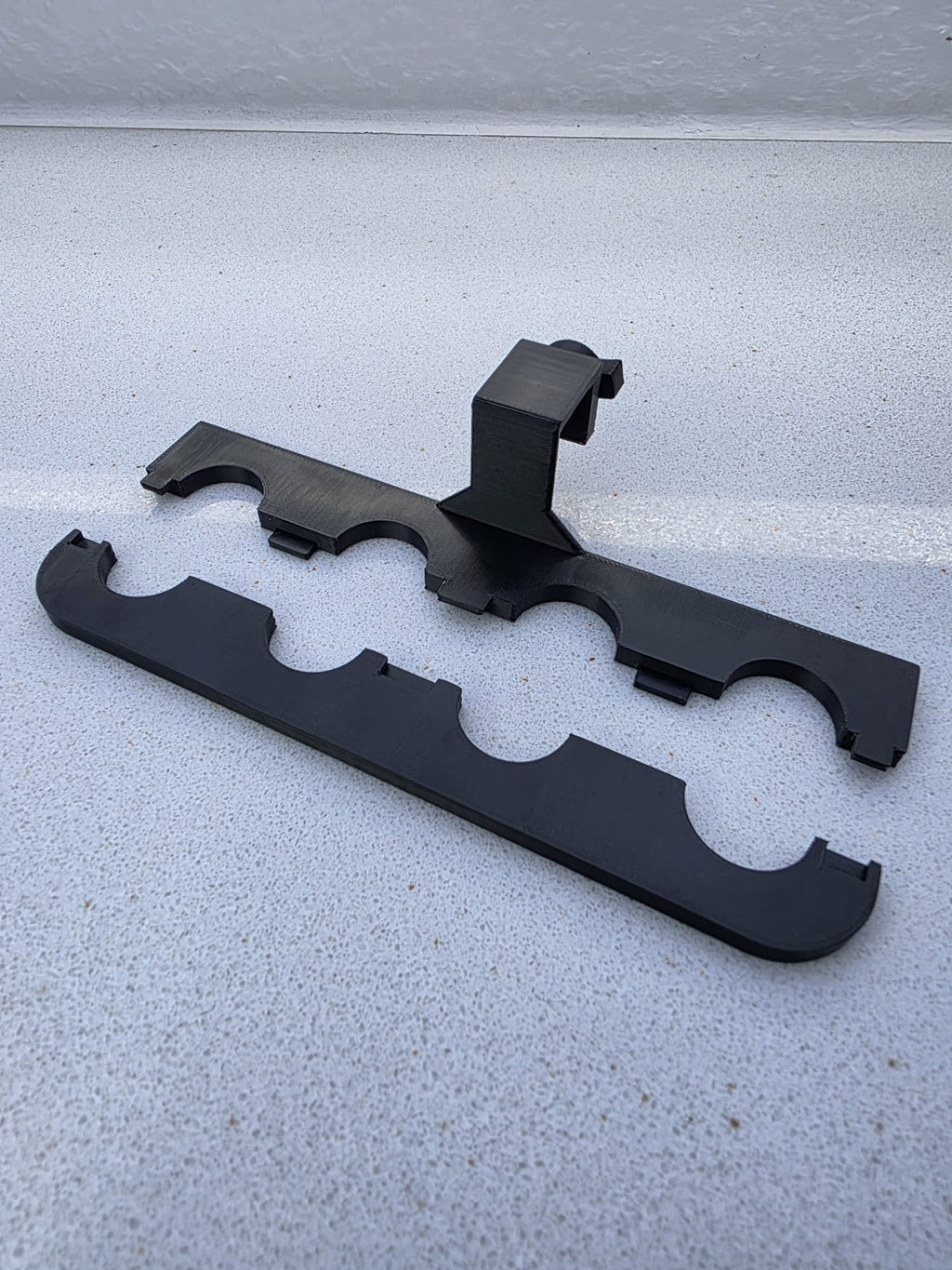 Kiemenkumpel® 4-fach Aquarien-Pflanzenhalter mit Klicksystem Schwarz